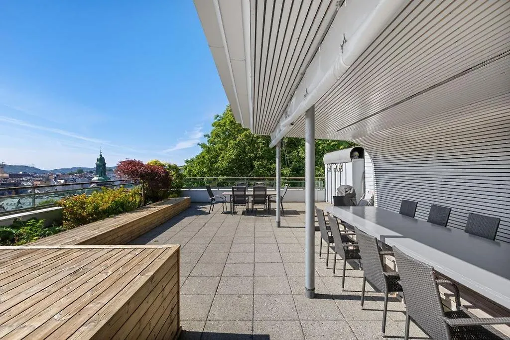 Central Bergen Apt W Balcony